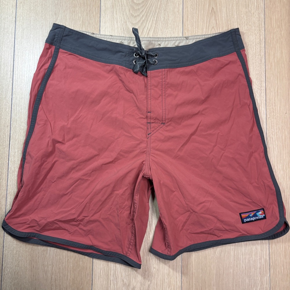 Patagonia Mens Board Shorts Size 34 Red Grey Wave Logo Swim Trunks Inseam 8"